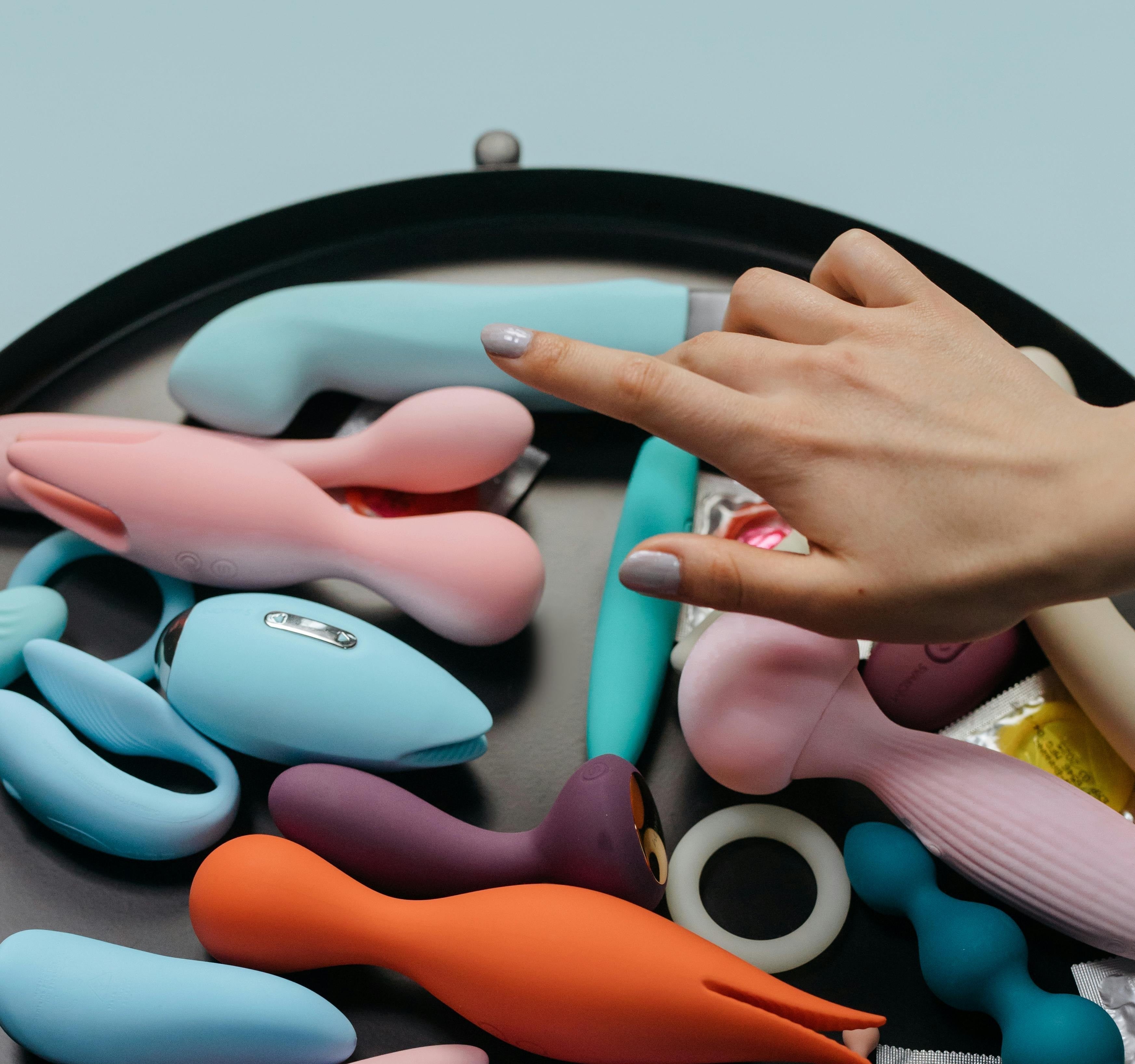 Premium vibrators and clitoral stimulators for women in the EU